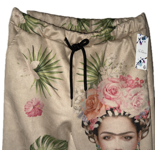 Super Hippe Suedine achtige stretch broeken met print