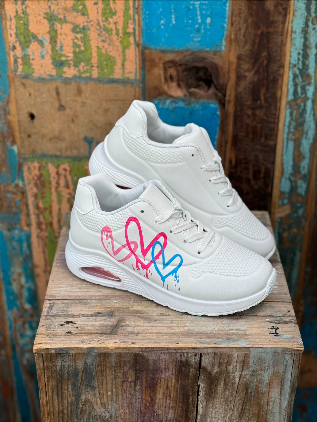 Soft Air Sneaker Heart " Look-a-likes" #6006