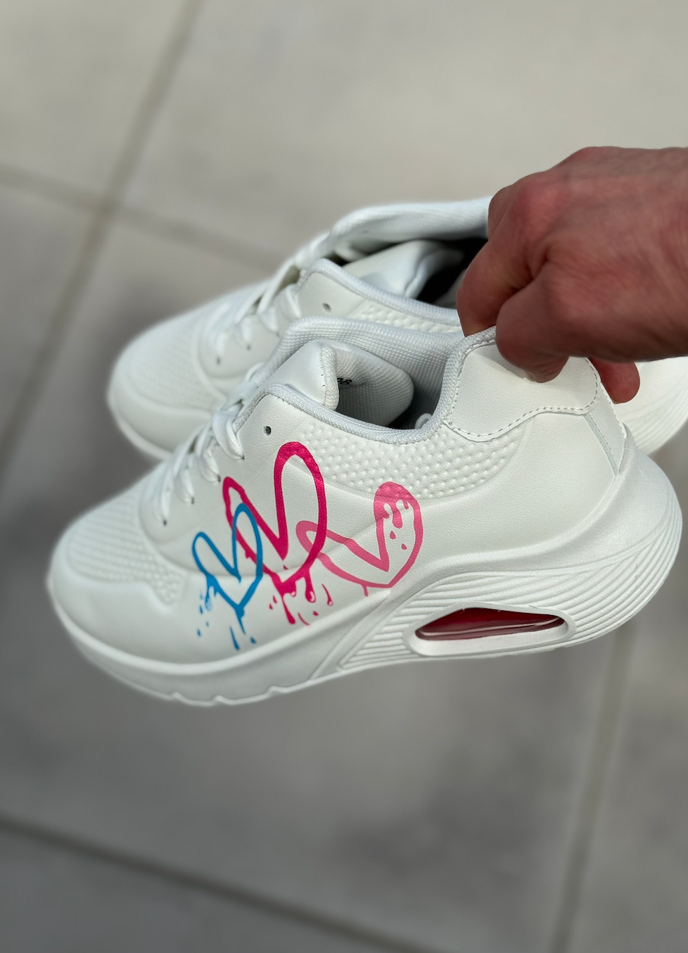 Soft Air Sneaker Heart " Look-a-likes" #6006