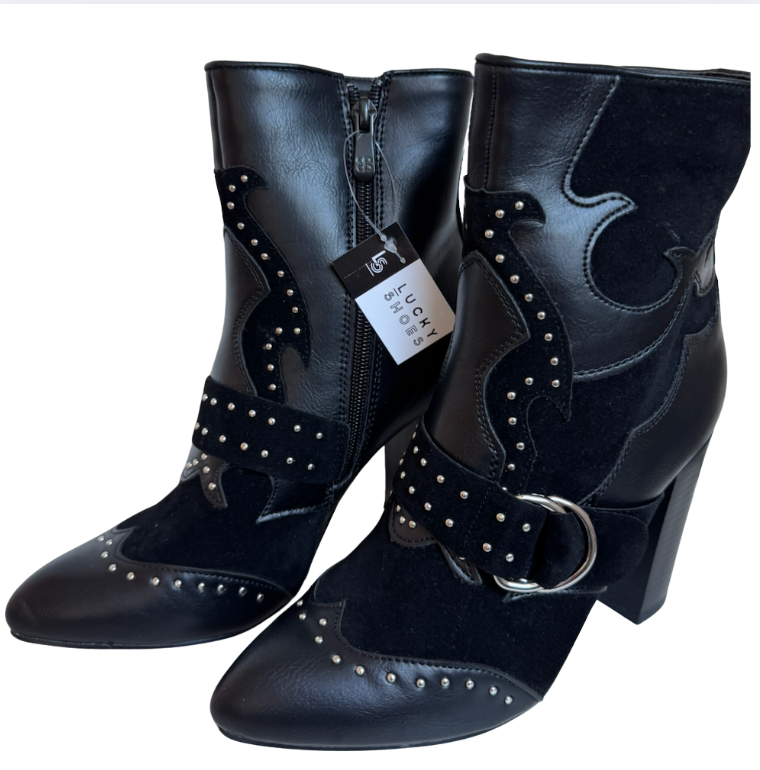 Stoere studded enkellaarsjes  ACTIE #T198