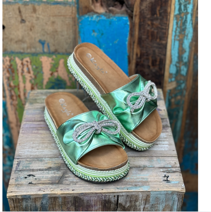 Ibiza Shiny Green Slippers #L1033